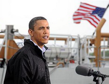 Президент  США Барак Обама посетил место экологического бедствия в Мексиканском заливе