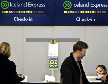 Главный аэропорт Исландии снова открыт