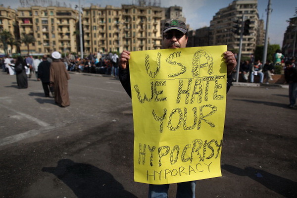 Беспорядки в Каире продолжаются
