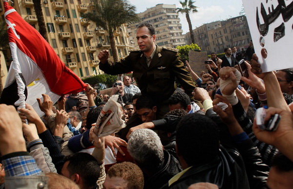 Беспорядки в Каире продолжаются