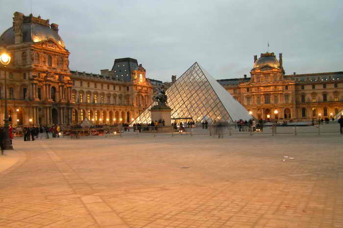 Парижский музей. Фото с сайта forum2x2.ru