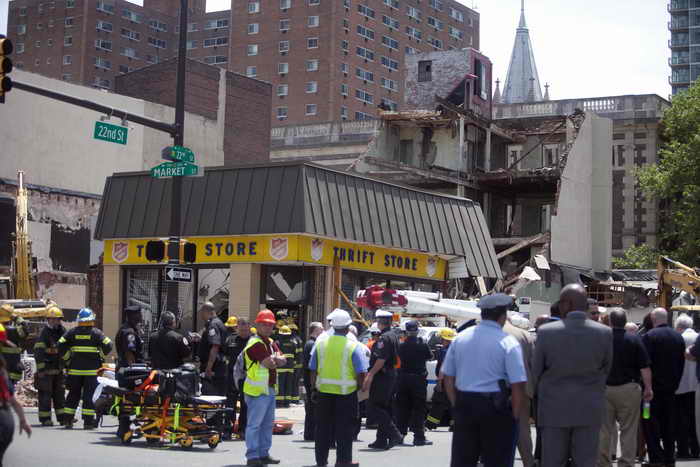 В Филадельфии обрушилось здание, 6 человек погибли. Фото: Jessica Kourkounis/Getty Images