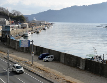 Япония, набережная. Фото: TORU YAMANAKA/AFP/Getty Images