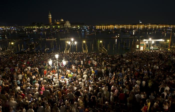 В Венеции прошёл один из самых зрелищных праздников