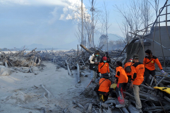 От извержения вулкана Мерапи в Индонезии погибли 153 человека