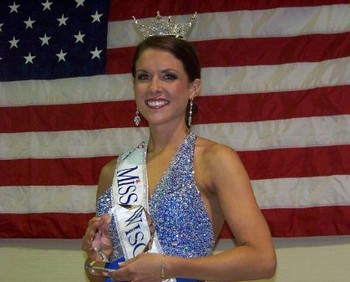 Лаура Кепплер стала «Мисс Америкой 2012». Фото со страницы Лауры на facebook.com