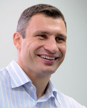 Виталий Кличко спешит на помощь Тимошенко