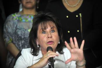 Сандра Торрес де Колом  подала на развод, чтобы баллотироваться в президенты