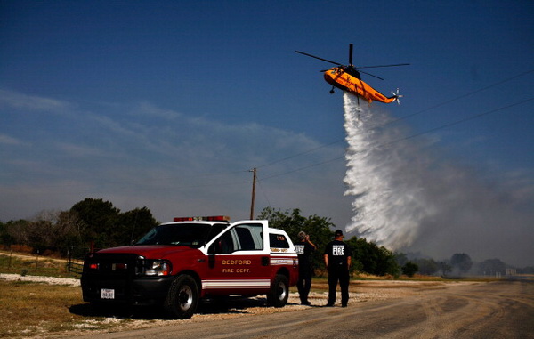 Лесные пожары продолжают бушевать в Техасе