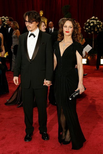 Джонни Депп и Ванесса Паради объявили о разрыве отношений. Фото:  Vince Bucci/Getty Images
