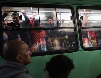 Автобус в  Мексике. Фото:  John Moore/Getty Images