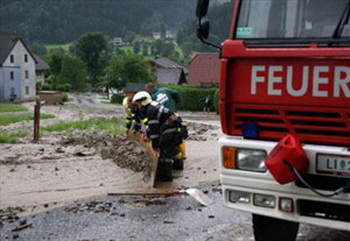 Сильная непогода в Австрии: жители некоторых районов эвакуированы. Фото: derstandard.at