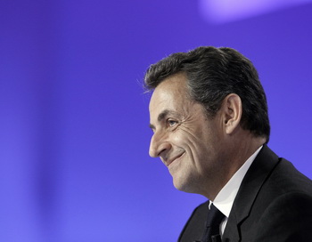 У Николя Саркози дома и в офисе полиция провела обыски