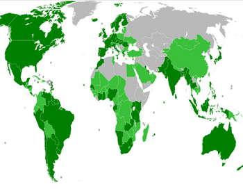 Cтраны - участницы ВТО (с момента образования организации - темнозеленый цвет, остальные - светлозеленый цвет). Фото с сайта wikipedia.org