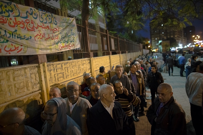 Египтяне приняли активное участие в конституционном референдуме