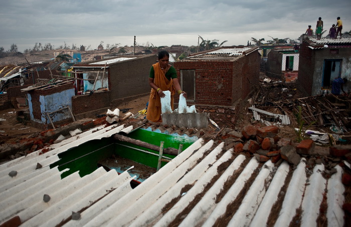 Индия: циклон Helen унёс семь жизней