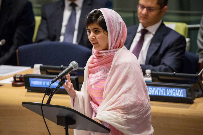 Малала Юсуфзаи. Премия имени Андрея Сахарова «За свободу мысли» присуждена сегодня пакистанской школьнице Малале Юсуфзаи. Фото: Andrew Burton/Getty Images