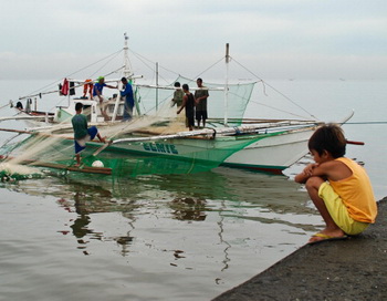 Более 30 рыбаков пропали без вести на Филиппинах
