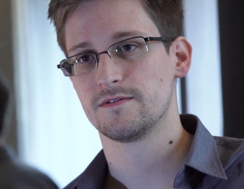 Эдвард Сноуден. Фото: The Guardian via Getty Images