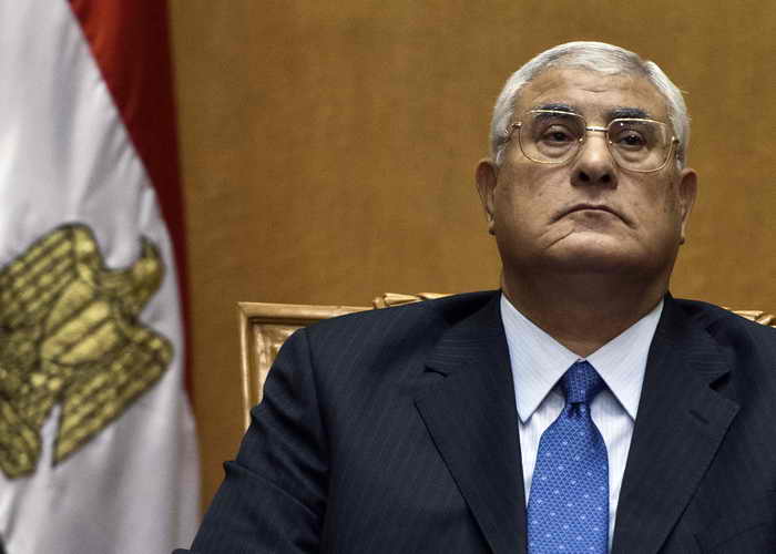  В Египте председатель Конституционного суда Адли Мансур был приведён к присяге в качестве временно исполняющего обязанности президента. Фото: KHALED DESOUKI/AFP/Getty Images