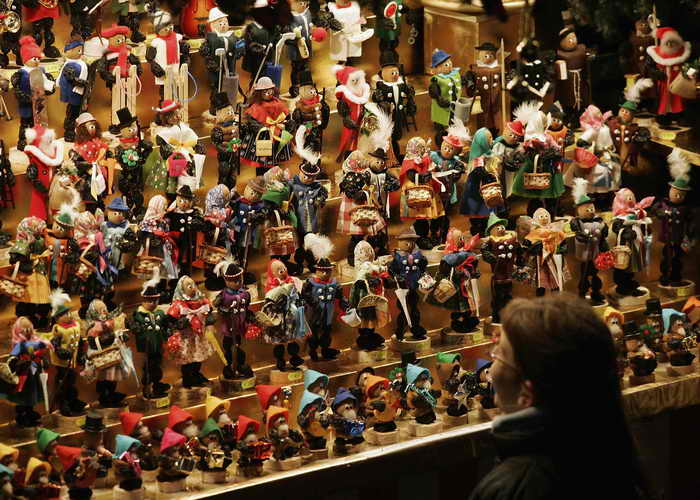 Магазин деревянных игрушек. Фото: Jan Pitman/Getty Images