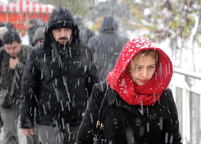 Зимние бури вызвали снежный хаос в Турции