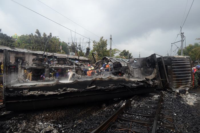 Семь человек погибли в результате ДТП в Джакарте