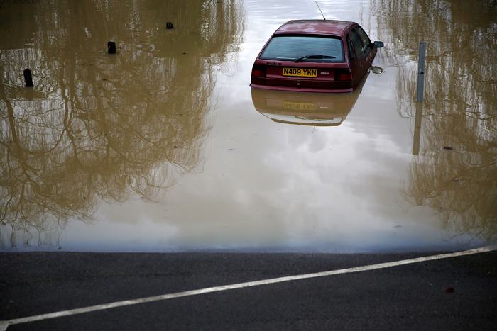 В Великобритании наводнение угрожает 300 районам