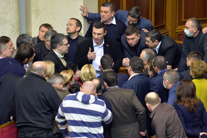 Украинская оппозиция отказалась признать закон об амнистии