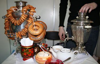В чем отличие китайской чайной церемонии от русской традиции чаепития