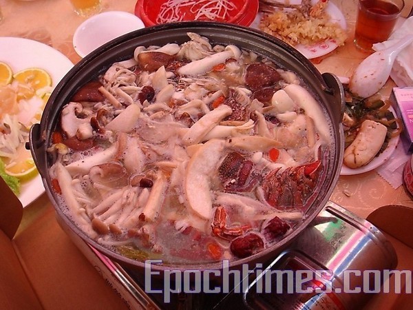 Питательный суп с омарами. Фото: Великая Эпоха (The Epoch Times) | Epoch Times Россия