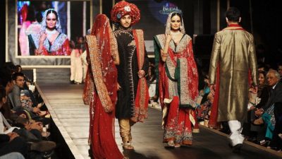 Свадебная коллекция от Ali Xeeshan и Amna Ajmal в Лахоре, Пакистан