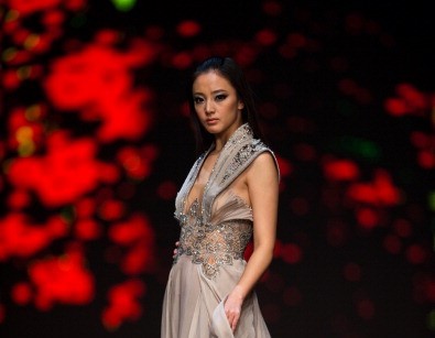 Презентация коллекции Modessa на Неделе моды 2011, 18 января 2011, Гонконг, Китай. Фото: Victor Fraile/Getty Images | Epoch Times Россия