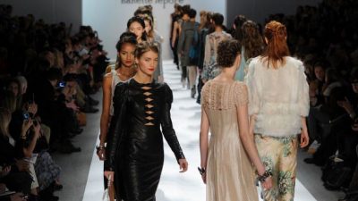 Коллекция Нанетт Лепор на Неделе моды Mercedes Benz Fashion Week 2011
