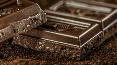 Фоторепортаж о рекордной шоколадной плитке весом в 5,5 тонн