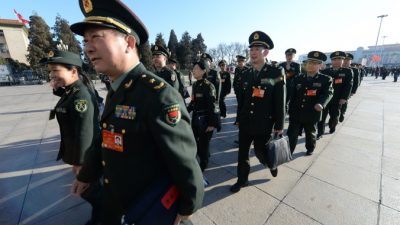 Китайских военных обязали изучать высказывания Си Цзиньпина