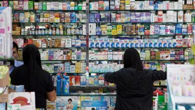 Китай изменил лекарственную политику