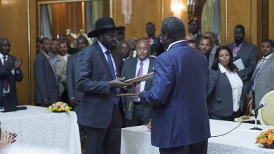 Президент Южного Судана и лидер оппозиции заключили соглашение о перемирии