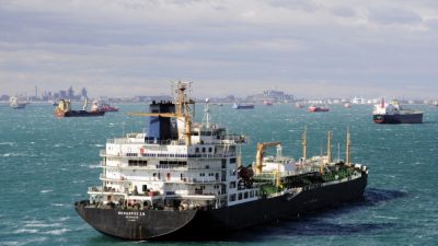 Пираты освободили таиландский танкер, груз похищен