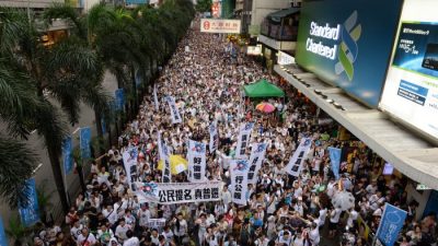 Около миллиона жителей Гонконга участвовали в демонстрации