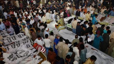В Пакистане от теракта талибов погибли более 50 человек