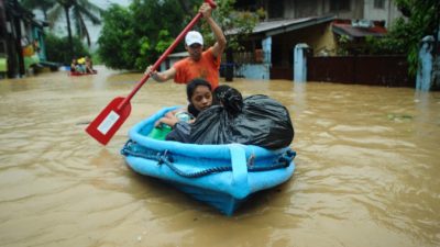 В Малайзии из-за наводнений эвакуированы более трёх тысяч человек