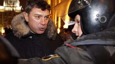 Оппозиция договорилась с мэрией Москвы о проведении траурного марша