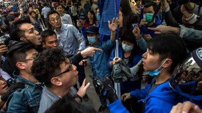 Наплыв китайских перекупщиков вызвал в Гонконге беспорядки