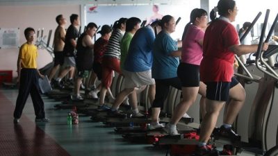 Китайцы интенсивно набирают лишние килограммы