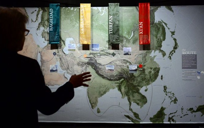 Реализация Экономического пояса Шёлкового пути будет выгоднее, по сути, Китаю, а не России.Фото: FREDERIC J. BROWN/AFP/Getty Images | Epoch Times Россия