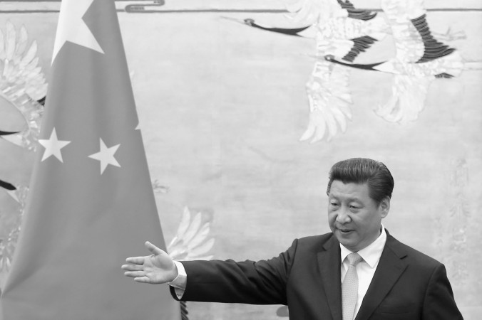 Китайский лидер Си Цзиньпин участвует в политическом мероприятии в Большом зале народных собраний, 31 марта 2015 года, Пекин. Фото: Feng Li/Getty Images | Epoch Times Россия