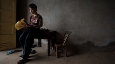 Брошенные дети Китая. Трудовым мигрантам запрещено брать детей с собой