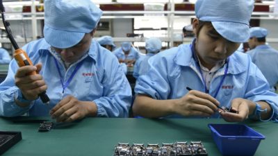 Китайская электроника с «жучками» может помешать крупной сделке между Китаем и США