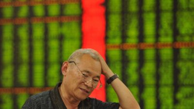 Паника на бирже в Китае может быть вызвана борьбой за власть внутри компартии